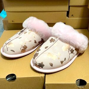 UGG SCUFFETTE II Foil Slipper